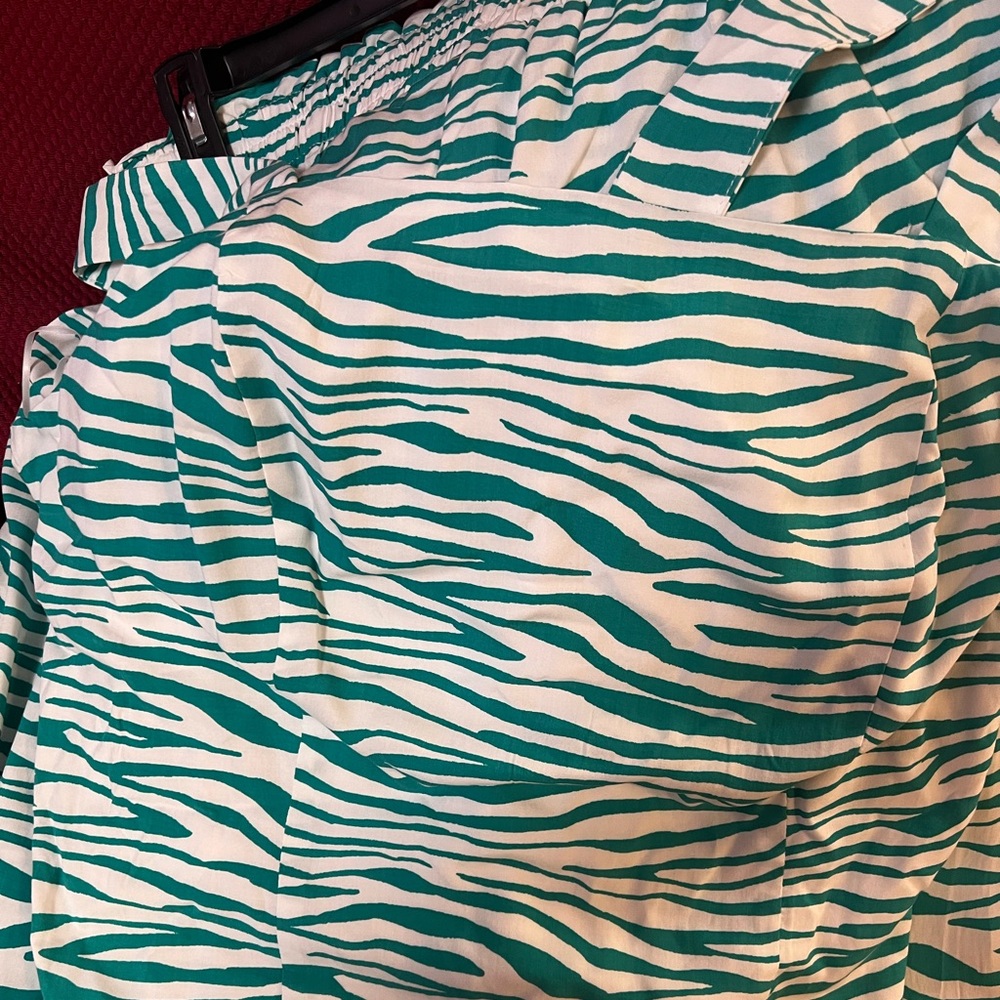 Plus Size Bar Iii Zebra Print Green Set 2x - image 8